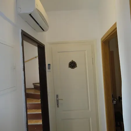 Comfortable Basa Appartement